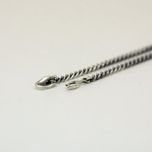 画像をギャラリービューアに読み込む, Axe Pendant - OCHO88