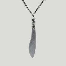 画像をギャラリービューアに読み込む, Machete Pendant - OCHO88